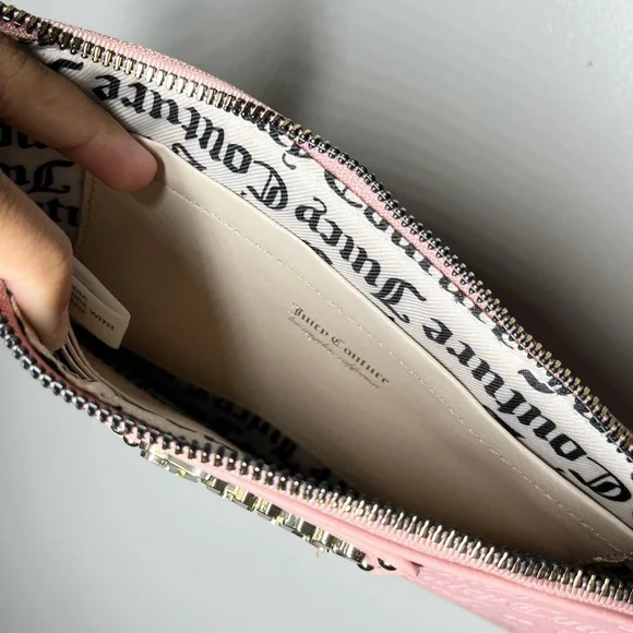 Juicy Couture Dusty Pink Large Wristlet/Wallet - Picture 6 of 9